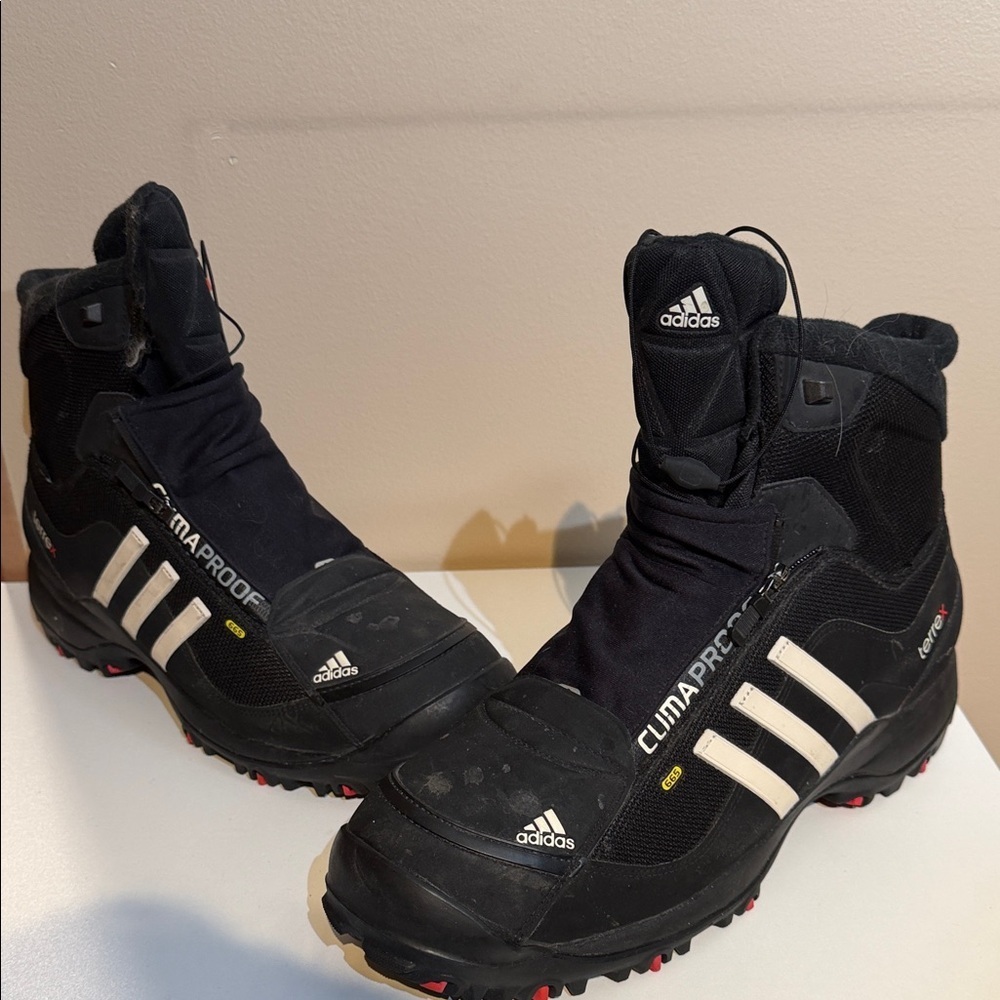 Adidas Terrex Conrax ClimaProof winter hiking boots featuring PrimaLoft